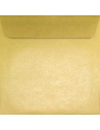 Busta da lettera metallizzata perlescente quadrata oro (17x17cm) con strip adesivo Sirio Pearl Aurum 110g